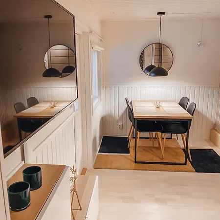 شقة Cozy With Sauna, 8 Min To Arctic Circle