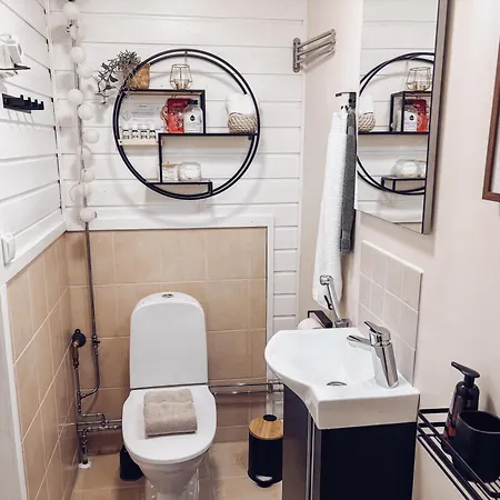 شقة Cozy With Sauna, 8 Min To Arctic Circle *